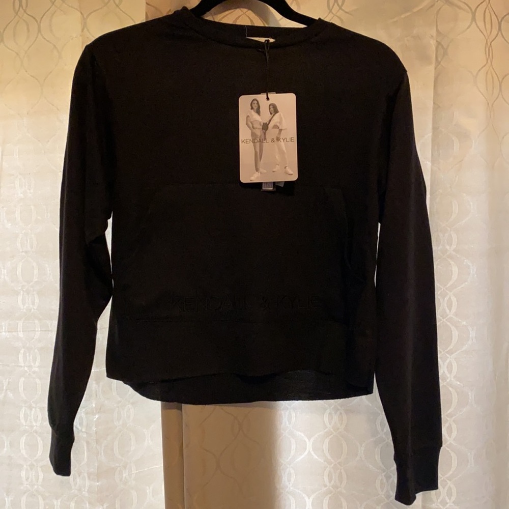 Kendal & Kylie Sweater - Black - Size small